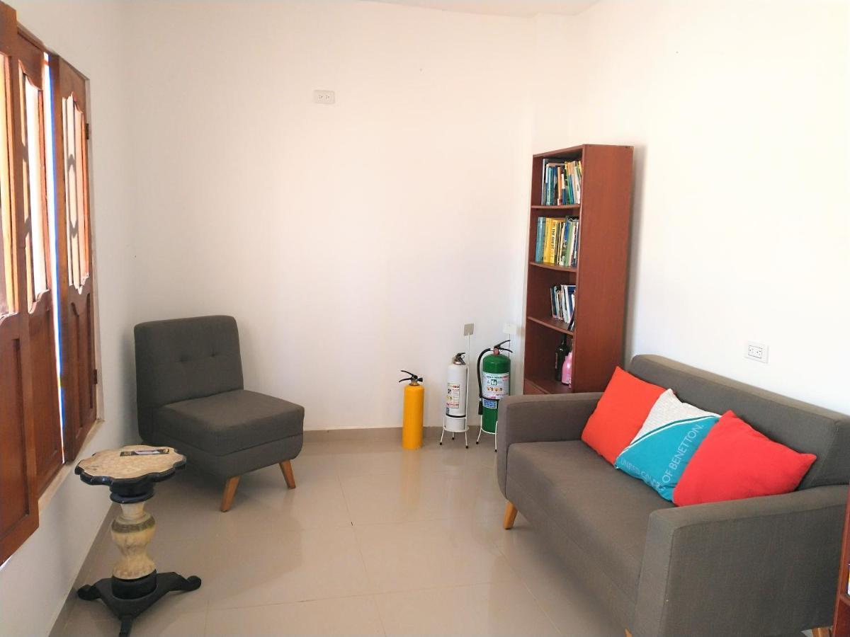 Cc House Hostel