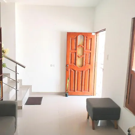 Cc House Hostal