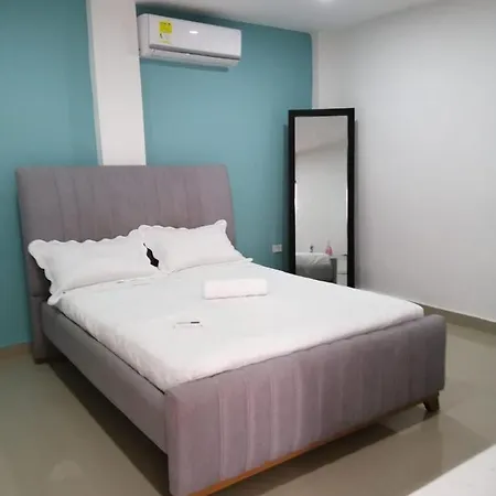 Cc House Hostal